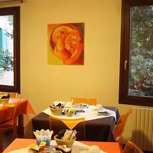 2* Bed & Breakfast Domus Orsoni