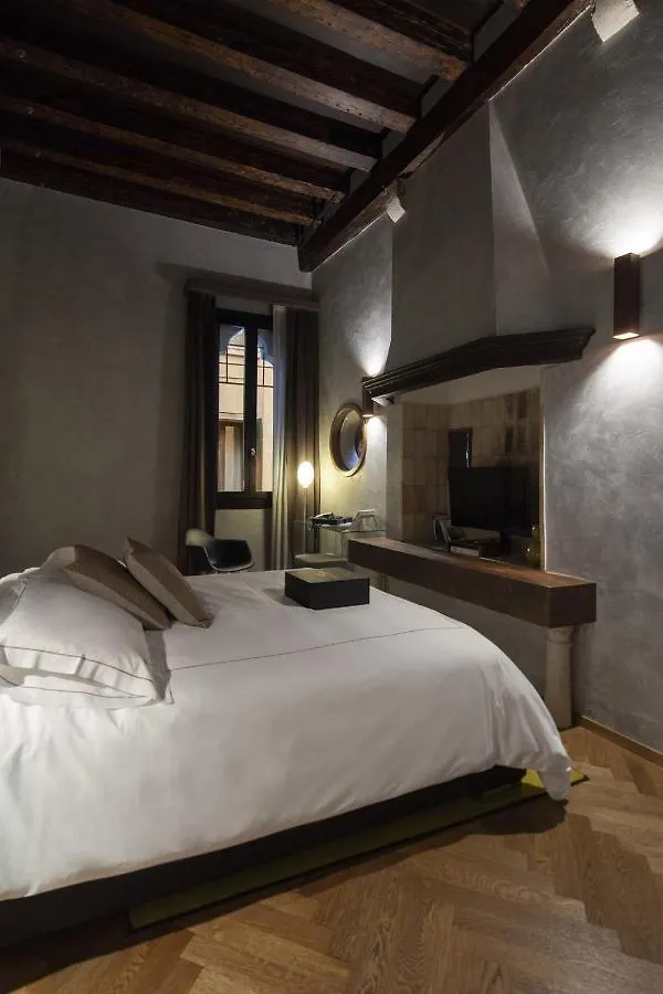 Corte Di Gabriela Venezia Italia
